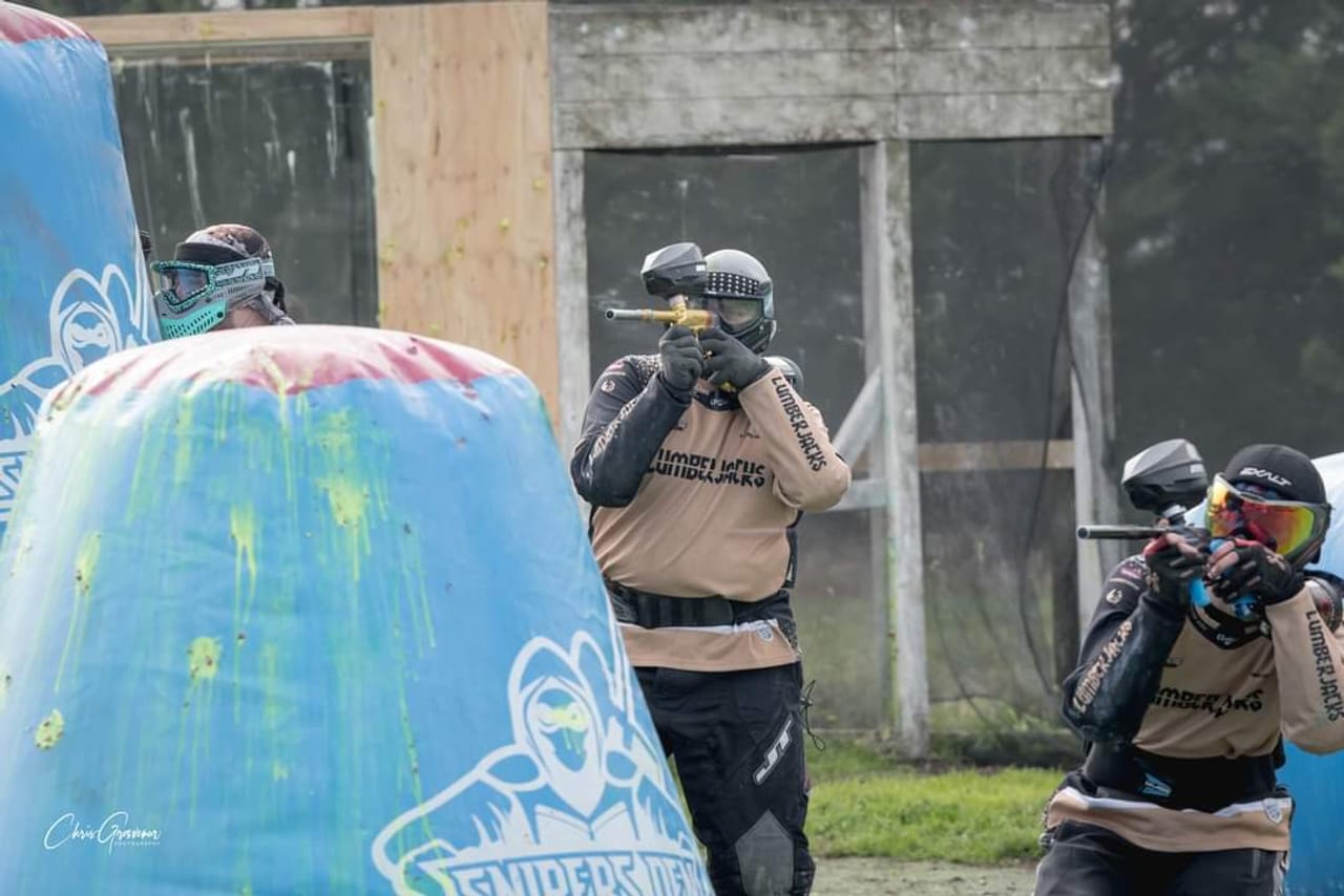 A Lumberjacks player behind a bunker